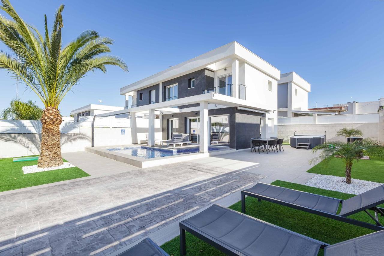 Casa Bos Dolpfin Wellness Luxury Entire Villa Pool & Jacuzzi Gran Alacant Near Beach Puerto Marino エクステリア 写真